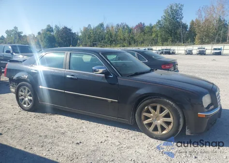 2009 Chrysler 300C from USA, damaged, VIN 2C3KA63T19H571475